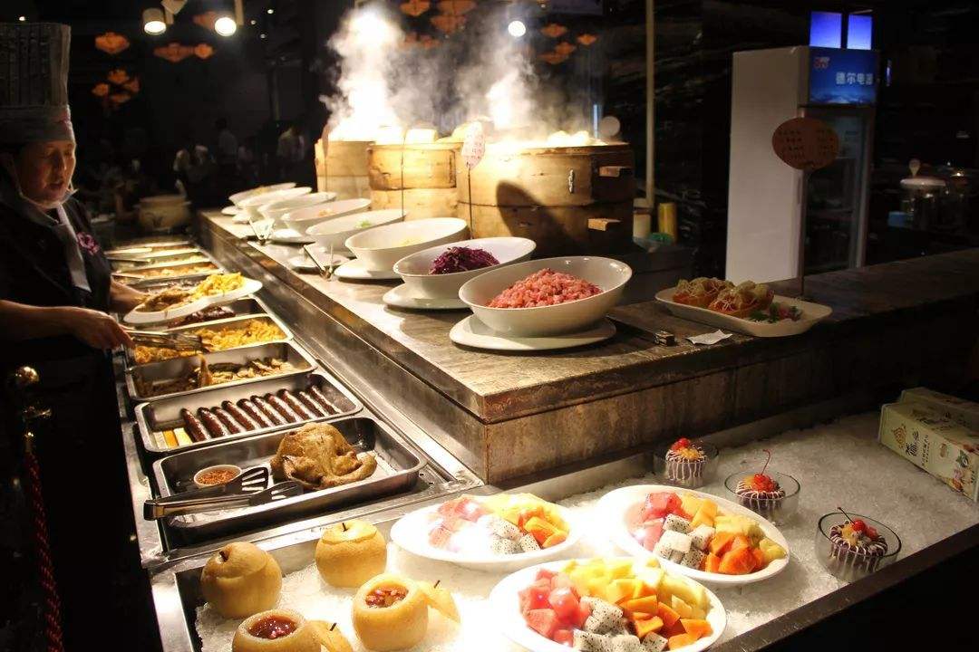 柳州如何在餐饮空间设计中，打造一个开放式厨房？